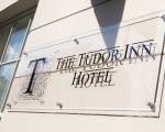 Immagine #1 di The Tudor Inn Hotel